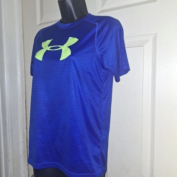 Under Armour T-Shirt size YLG - Picture 3 of 4